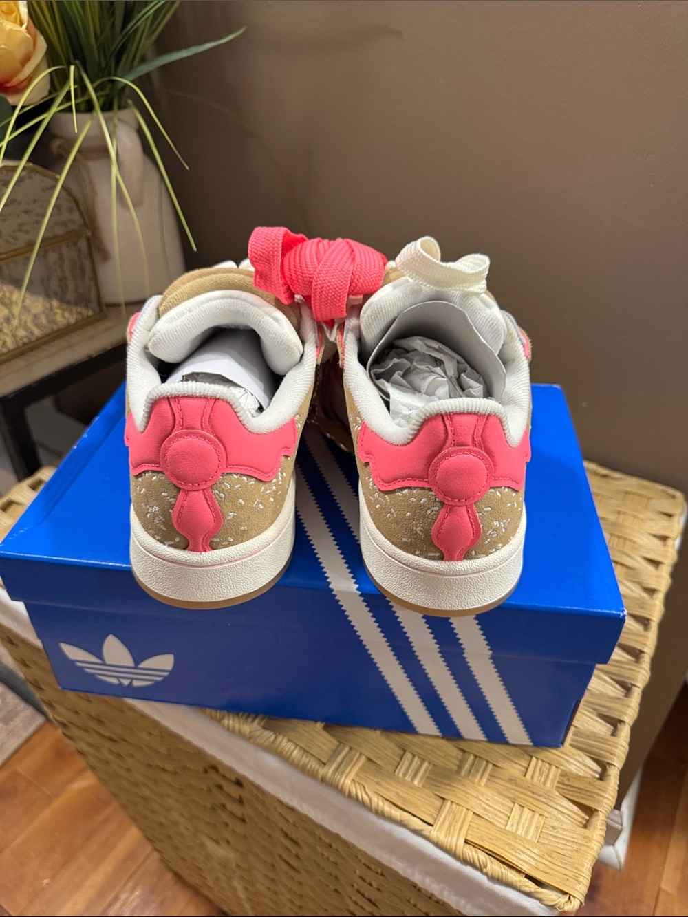 adidas Campus 00s Beige Suede Sneakers with Pink Stripes - Picture 3 of 7